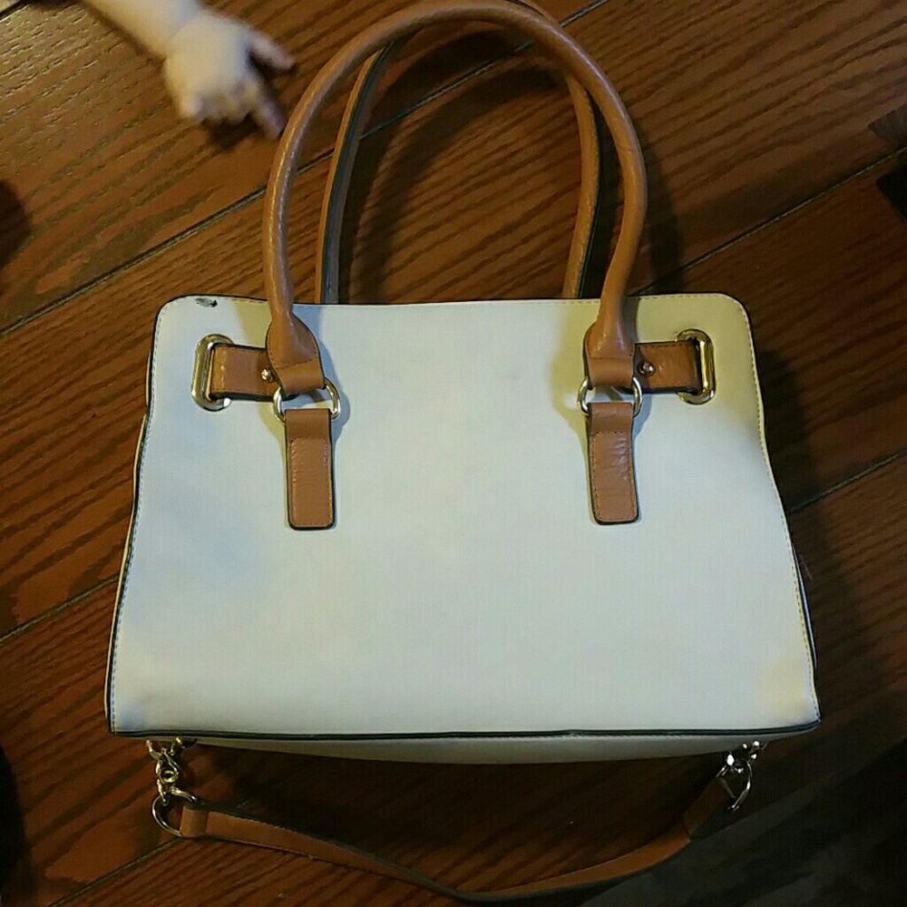 Large tote